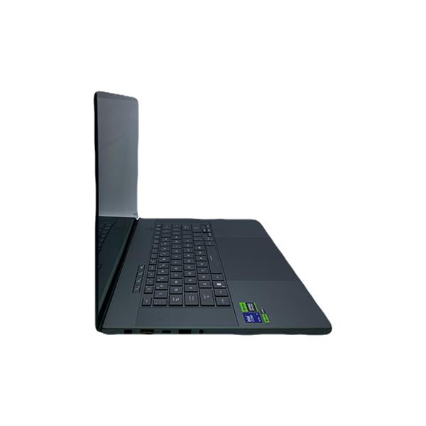 ROG ZEPHYRUS ULTRA9 185H (6) Frame.jpg